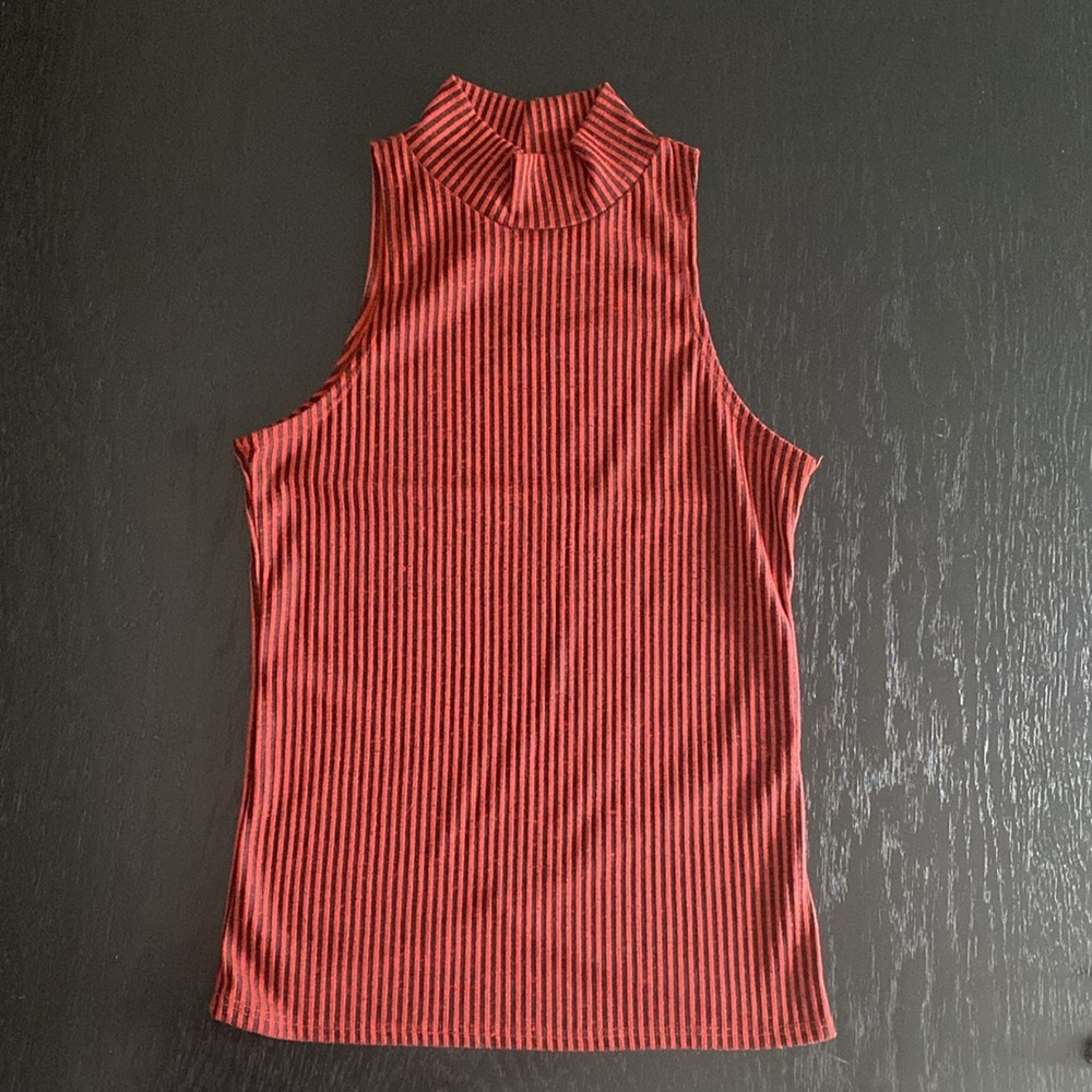 ⭐️Buckle Daytrip | Ribbed Knit Fitted Tank | Size Medium